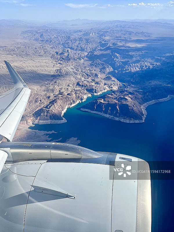 从空中俯瞰胡佛水坝图片素材