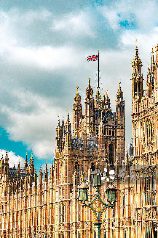 伦敦威斯敏斯特桥街灯与议会大厦图片素材