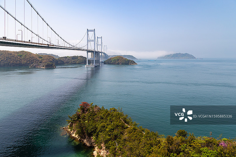 日本爱媛县来岛海峡大桥图片素材