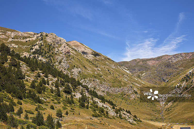 比利牛斯山脉风光图片素材