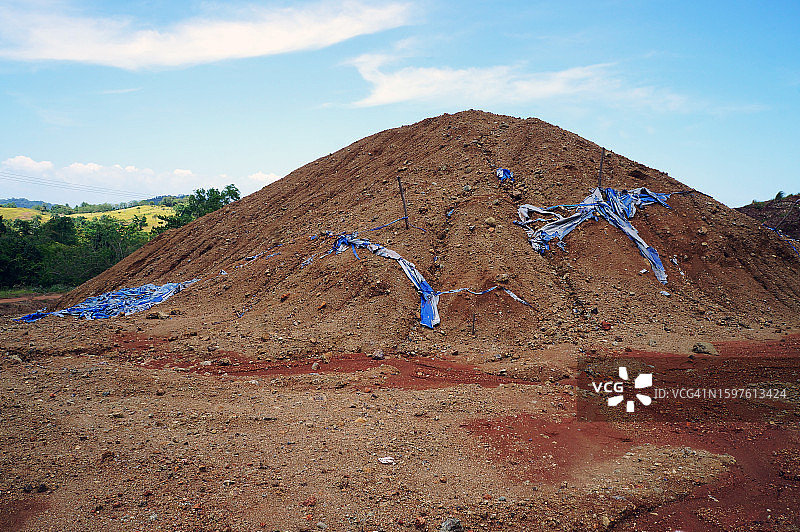 苏拉威西岛的镍矿开采图片素材