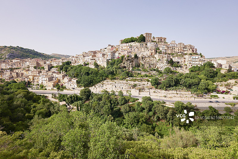 西西里岛拉古萨山顶城市图片素材