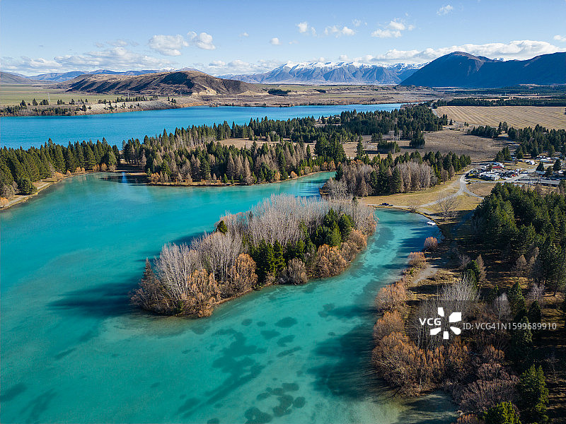 鲁阿塔尼瓦湖，近特威泽尔和库克山，新西兰图片素材