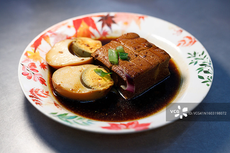 酱油卤蛋豆腐，中国美食图片素材