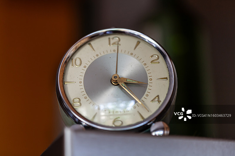 复古闹钟图片素材