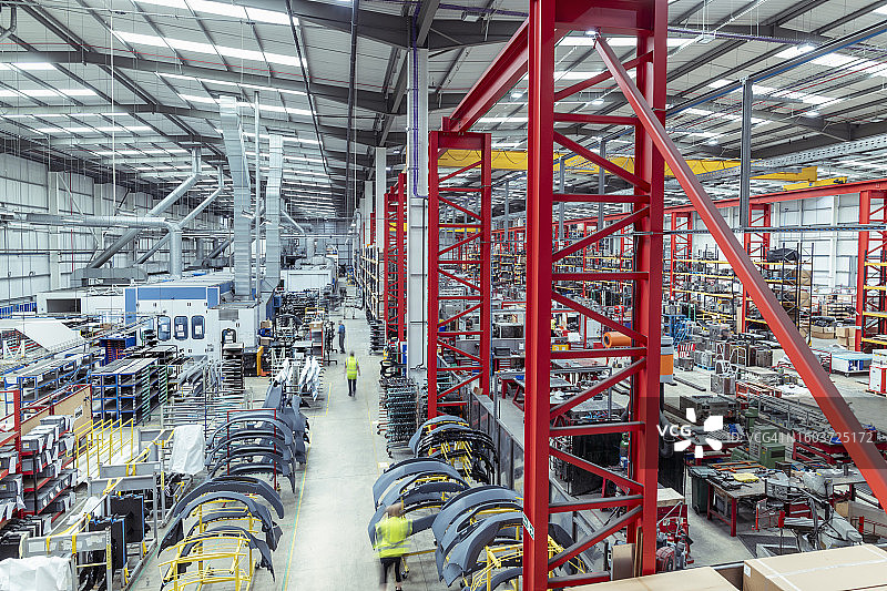 汽车零部件工厂的生产区域图片素材