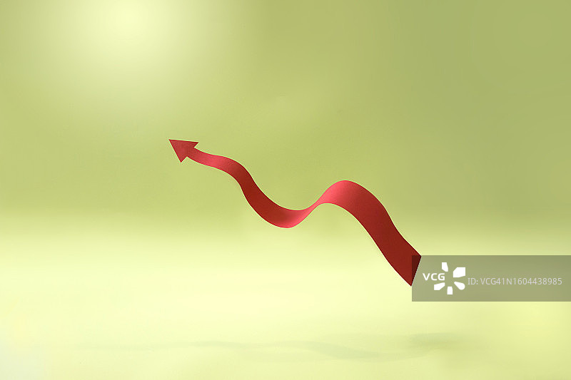 上涨趋势抽象红色箭头静物摄影图片素材