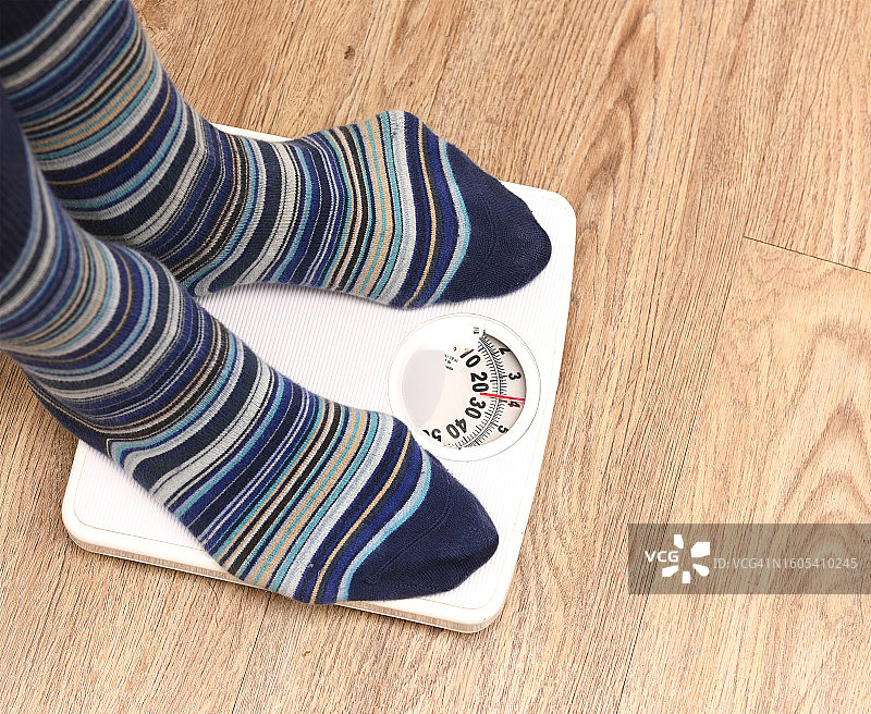 体重不足的男人图片素材