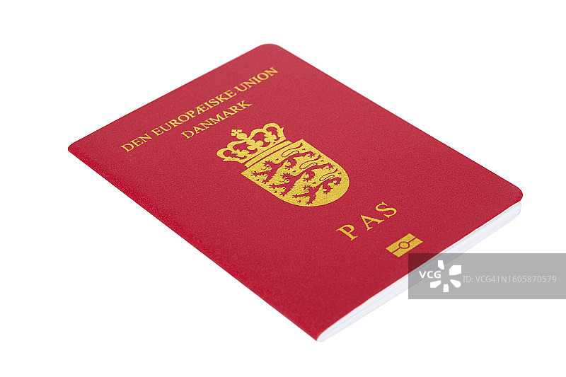 白色背景下的丹麦护照图片素材