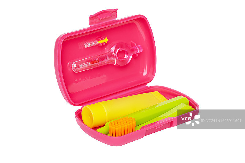 白色背景下的牙科旅行套装图片素材