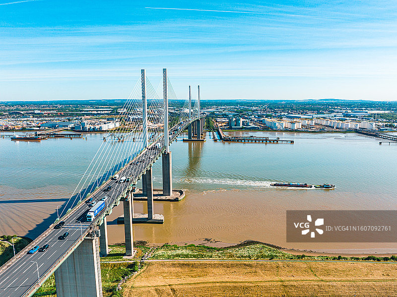 伊丽莎白二世女王大桥航拍照片图片素材