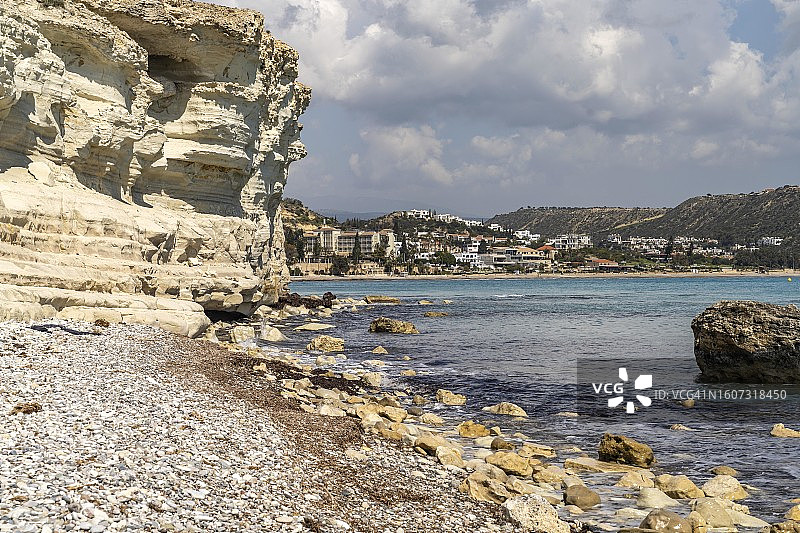 塞浦路斯皮苏里海滩与悬崖图片素材