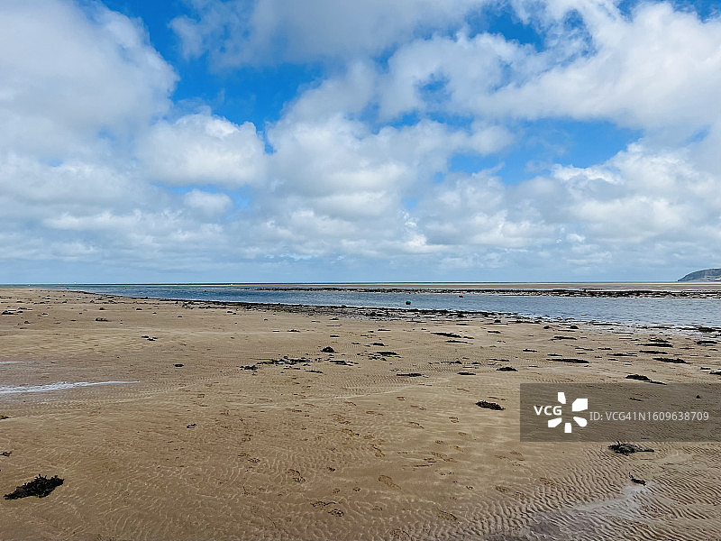 威尔士红码头海湾海景图片素材