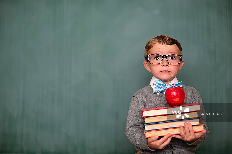 复古男孩与优等生图片素材