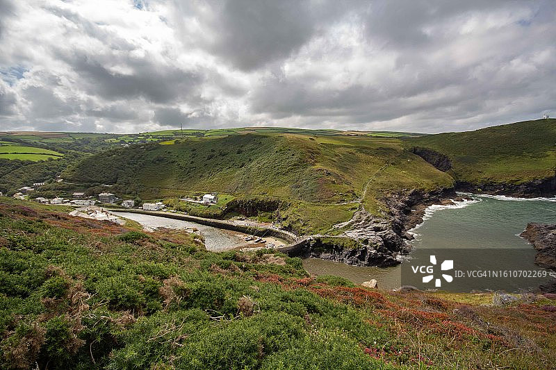 英国康沃尔郡的博斯卡斯尔村庄图片素材