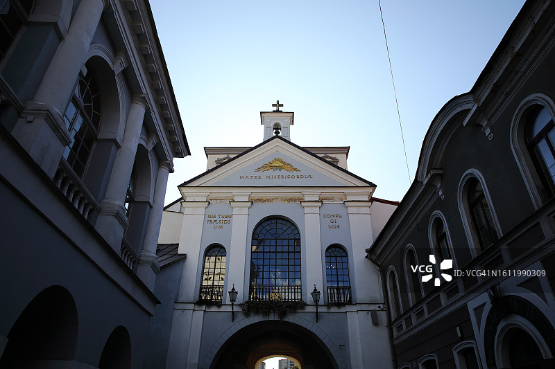 维尔纽斯城门周围的神殿和古典建筑图片素材