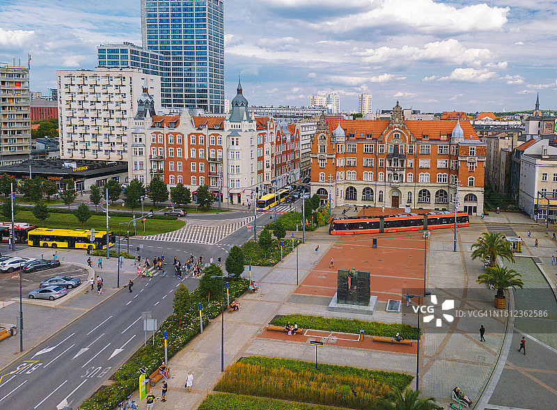 波兰卡托维兹西里西亚集市广场鸟瞰图图片素材