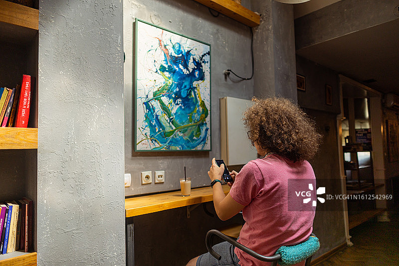 为论文拍摄画作图片素材