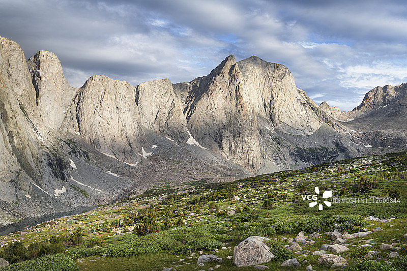 怀俄明州布里杰荒野突袭峰图片素材