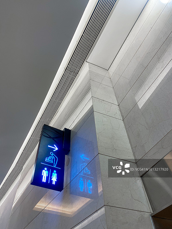 男女公共卫生间标志图片素材