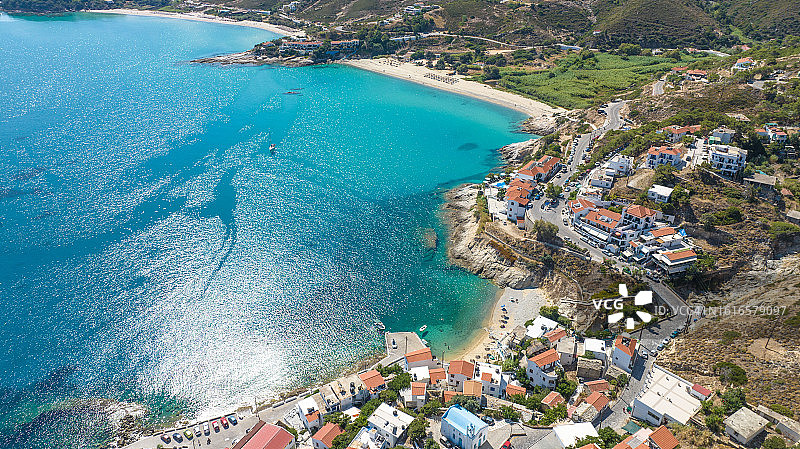 希腊伊卡里亚岛阿门尼斯蒂斯鸟瞰图图片素材