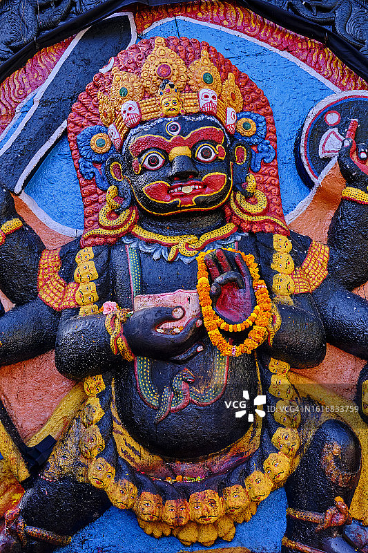 尼泊尔加德满都卡拉·拜拉瓦雕像图片素材