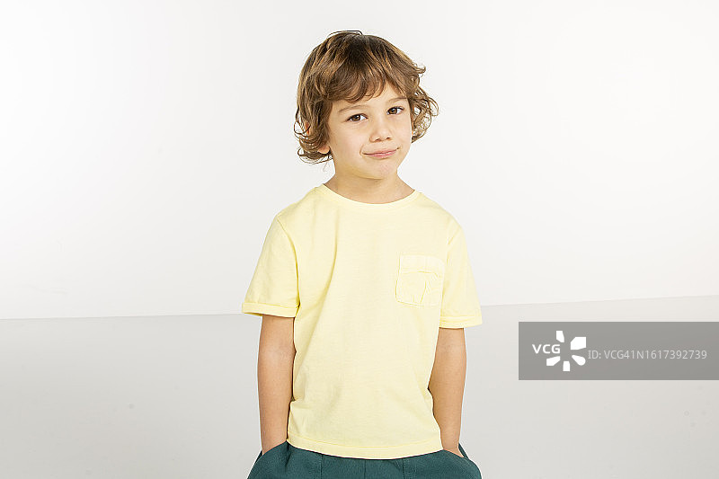 可爱小男孩写真图片素材