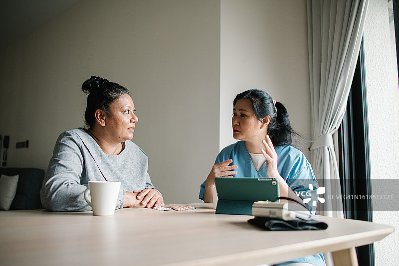 让我向你解释一下。图片素材