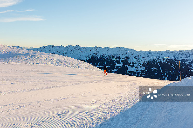 冬季运动滑雪图片素材