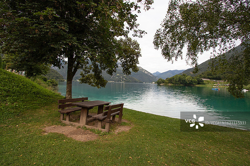 意大利特伦托莱德罗湖，莱德罗莫利纳景色图片素材
