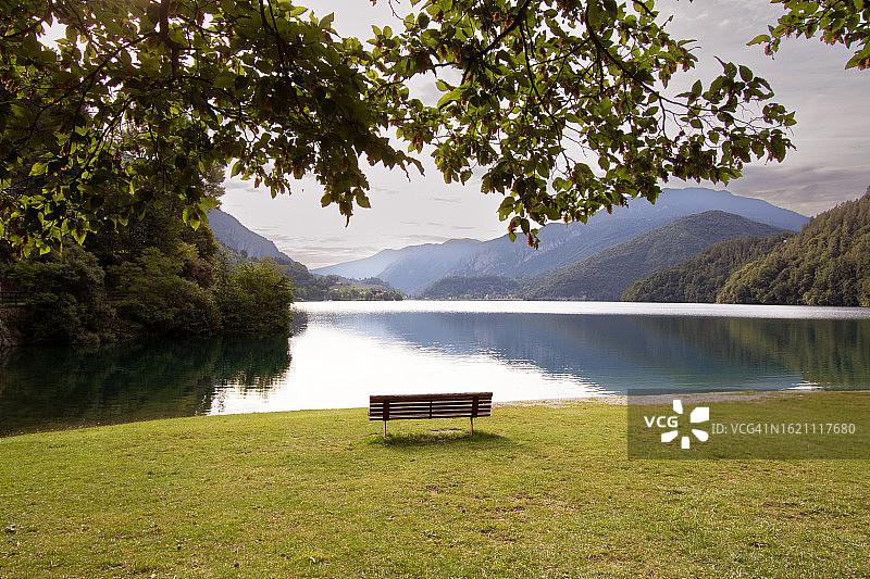 莱德罗湖全景，莱德罗的莫利纳图片素材