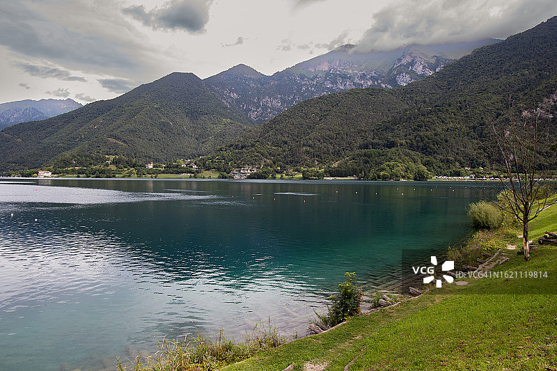 莱德罗湖，莫利纳·迪·莱德罗景观图片素材