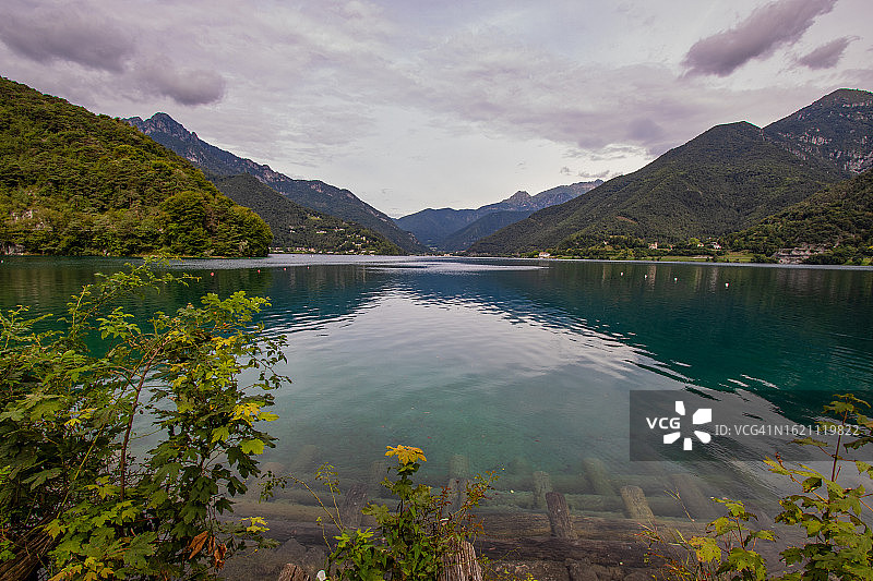 莱德罗湖，莫利纳·迪·莱德罗景观图片素材