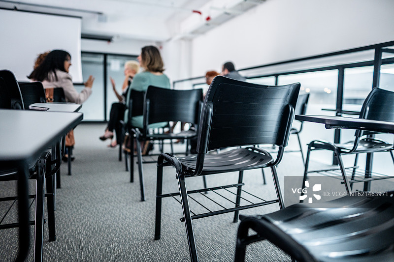 办公室研讨会座椅图片素材
