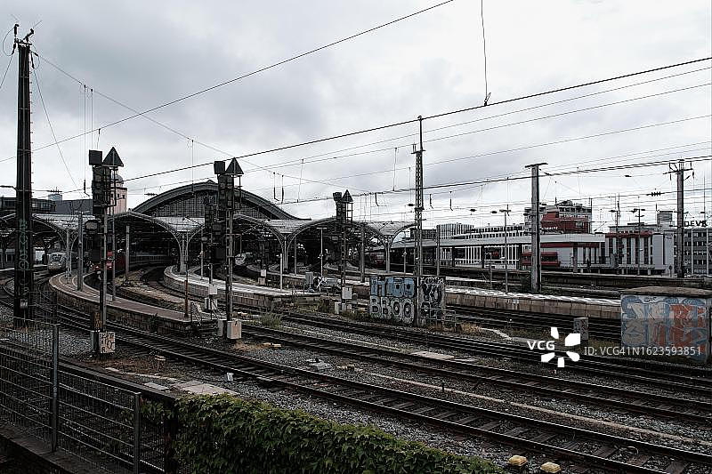 德国北莱茵-威斯特法伦州科隆总站的铁轨图片素材