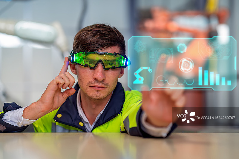 技术助力汽车分析，提升生产线性能图片素材