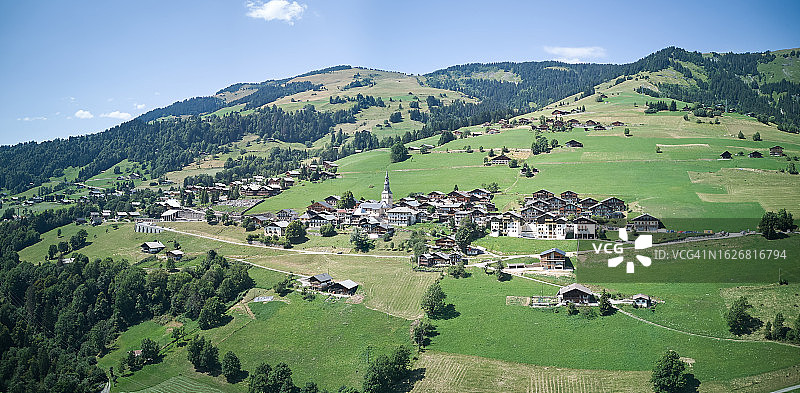 HAUTELUCE阿尔卑斯山村图片素材