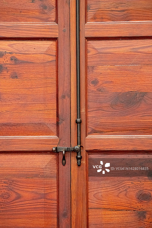 封闭的木制窗户图片素材