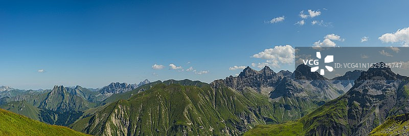 德国巴伐利亚阿尔高阿尔卑斯山维尔登贡德科普夫至霍法茨全景图片素材
