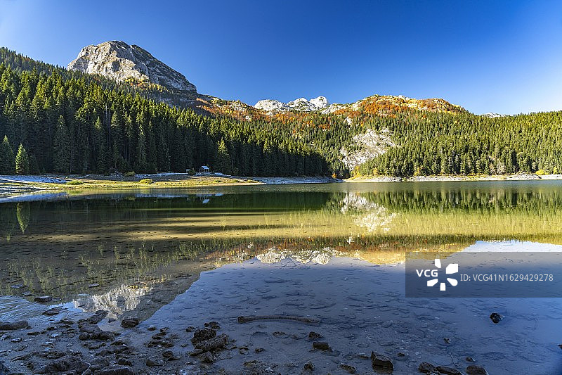 黑湖，杜米托尔国家公园，扎布利亚克，黑山图片素材