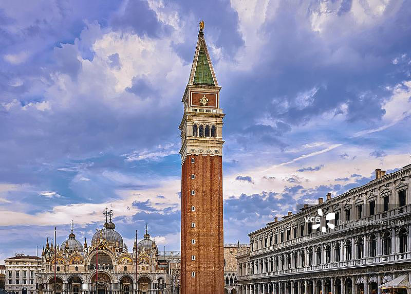 意大利威尼斯圣马可广场日落景色图片素材