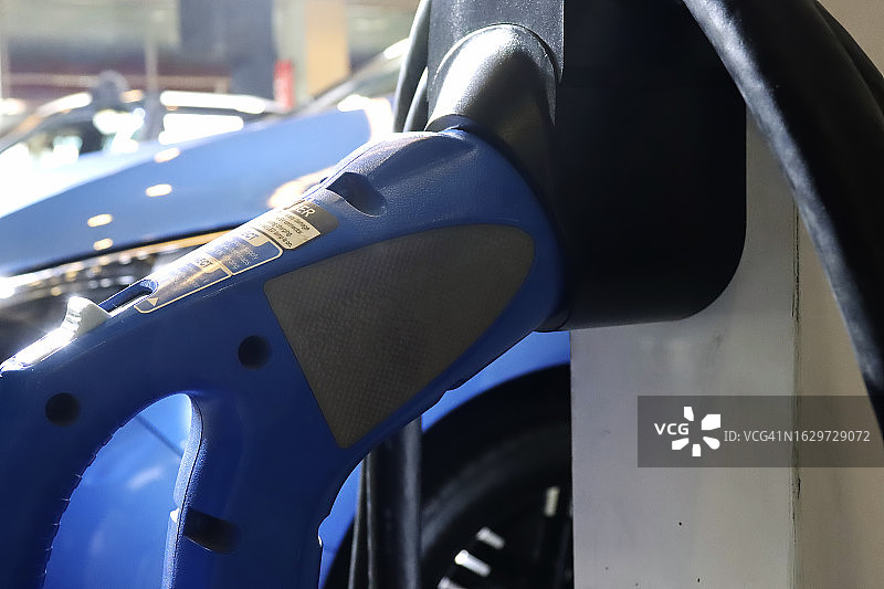 充电站电动汽车插座特写图片素材