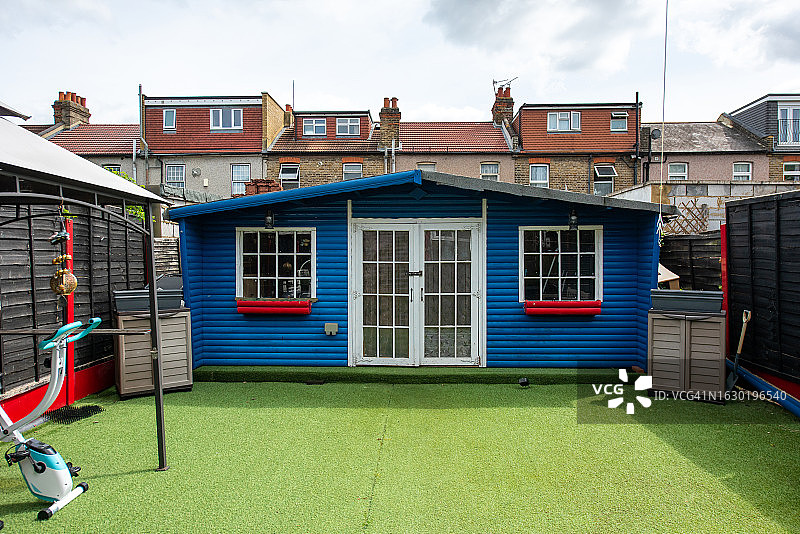 房产花园外观图片素材