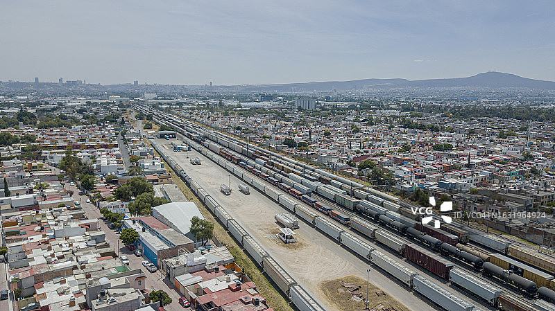 货运列车航拍景观图片素材