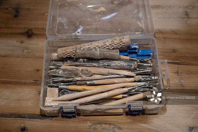 一盒雕刻工具图片素材