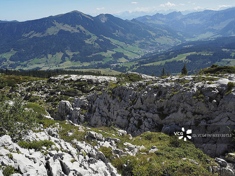 恩特勒布赫联合国教科文组织生物圈保护区Schrattenfluh的Mariental和Sörenberg景观图片素材