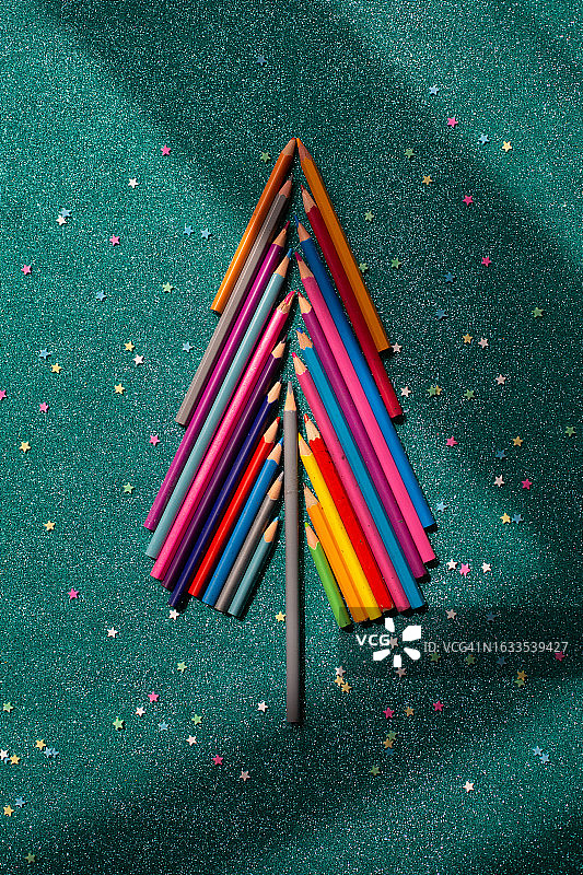 纸质圣诞树节日背景图片素材