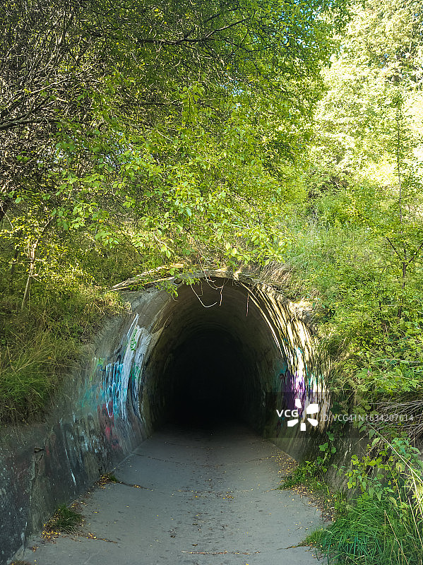 隧道入口图片素材