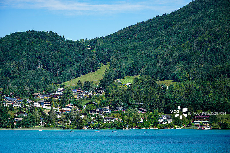 奥地利萨尔茨堡附近的富施尔湖夏季景色图片素材