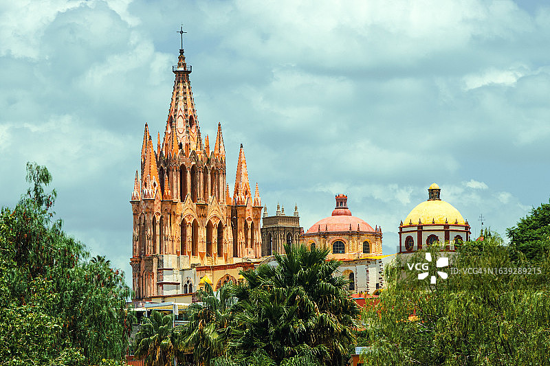 圣米格尔德阿连德的教堂图片素材